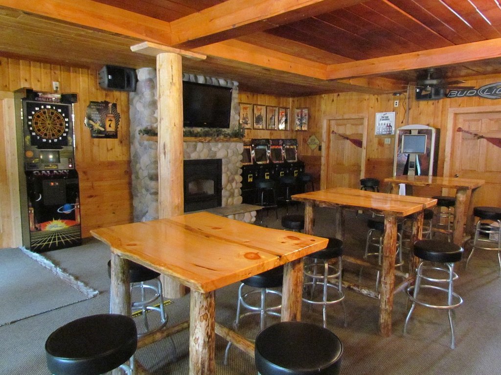 Rustic Pines Pub