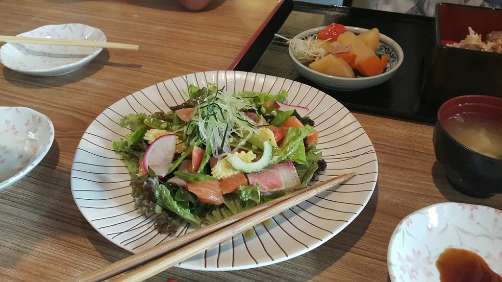 Yukashi Japanese Restaurant